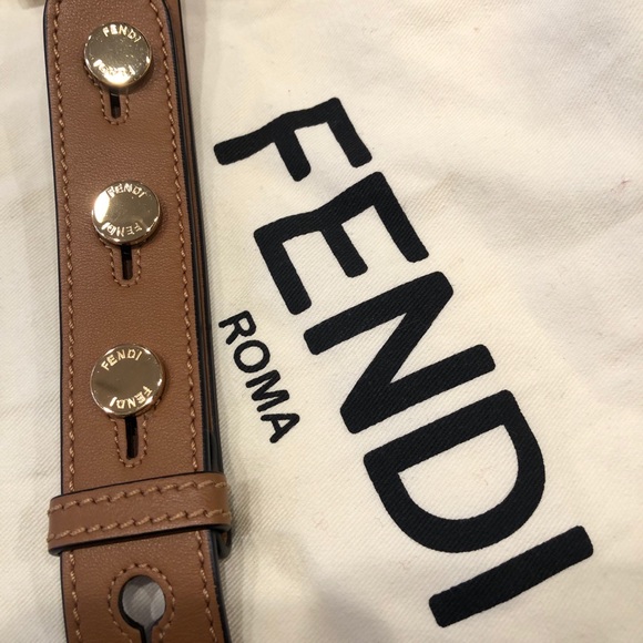 Fendi bucket bag - Picture 6 of 6